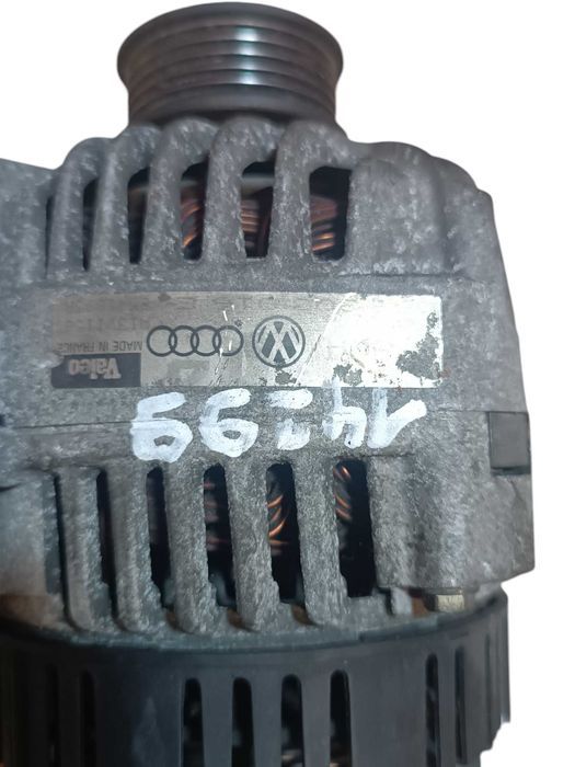Alternator A4 A6 Superb Scirocco Passat Eos 1.8 2.0 2.4 2.8