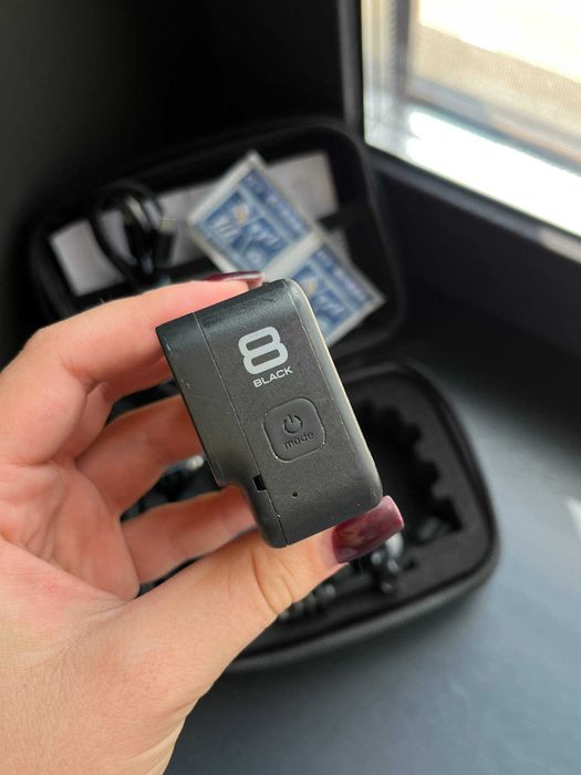 Екшн-камера GoPro Hero 8 з двома акумуляторами