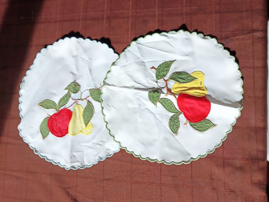 Panos bordados á mão