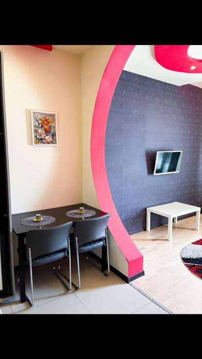 Погодинно подобово квартира в центрі