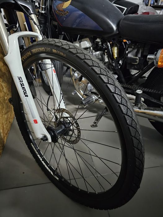 Bicicleta Berg TrailRock 5.1R suspensão total