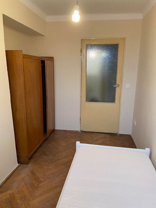 DO WYNAJĘCIA: pokój w 3-pokojowym mieszkaniu, [Sosnowiec, Centrum)