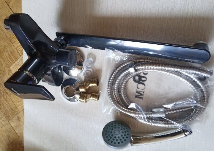 Новый Смеситель ванна длинный носик качество змішувач