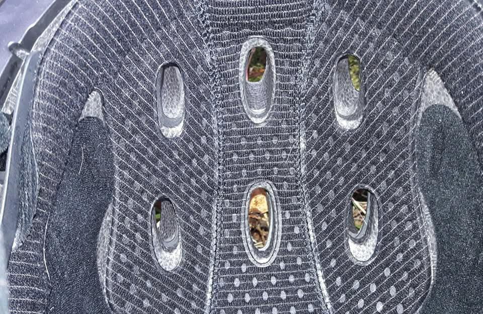 Шолом гірськолижний фірми Giro  оригінал 

Підійде на обєм голови до 5