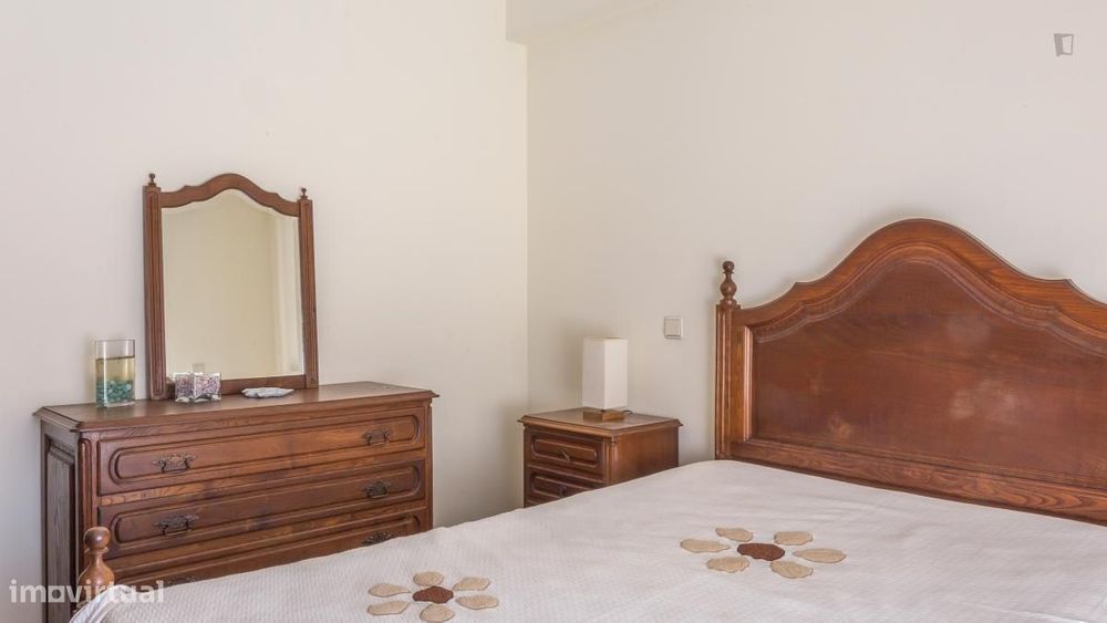 Apartamento com 2 quartos - localizado em Madalena Porto