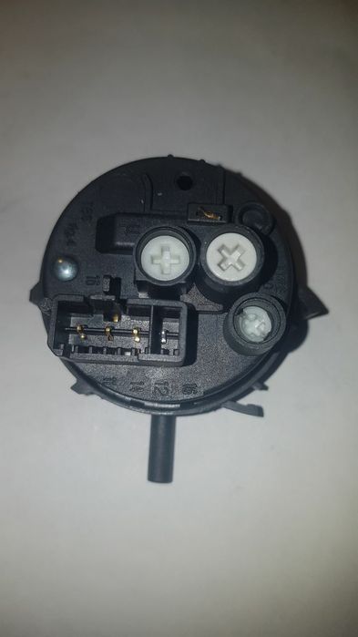 Пресостат, датчик уровня воды стиральной машины