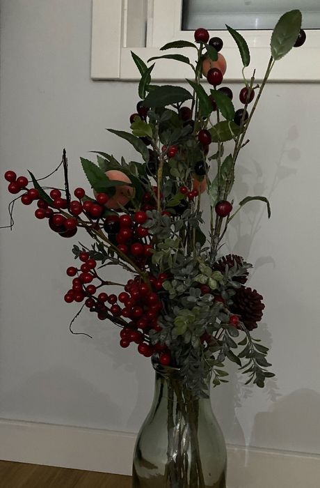 Decoração  - Jarra decorativa alta com flores secas