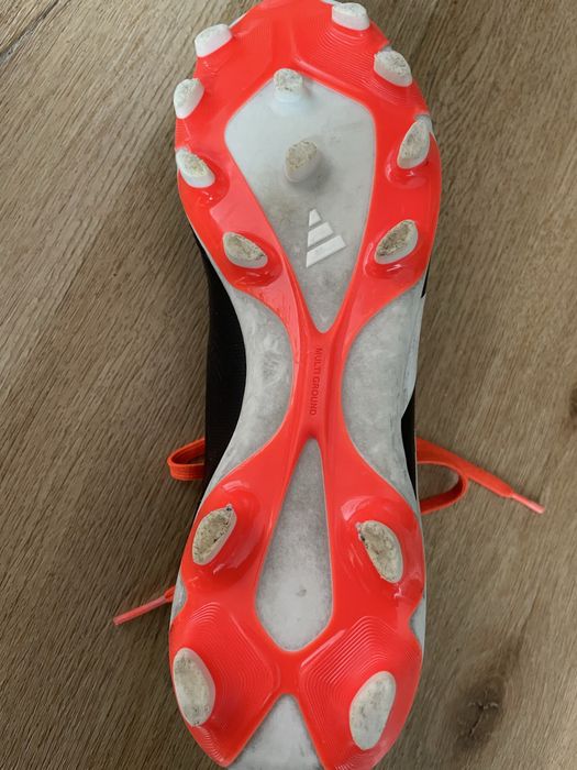 Chuteiras de futebol adidas predator 44