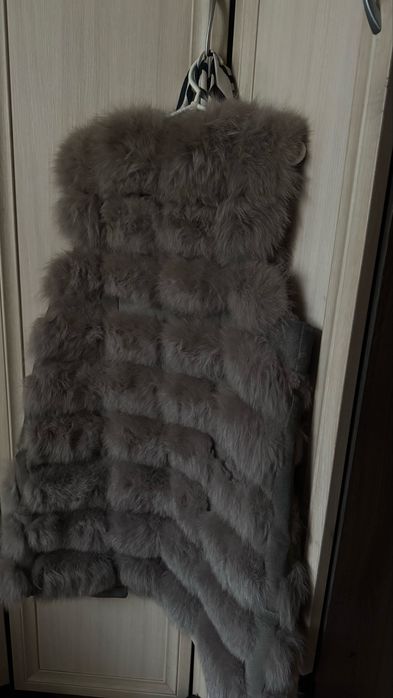 Продам жилетку з песця