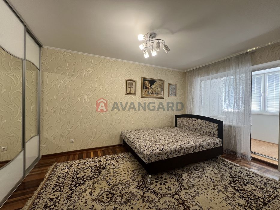 Продаеться 2 кім квартира