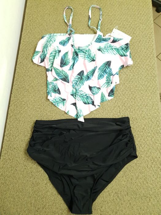 Nowy dwuczęściowy kostium kąpielowy w rozmiarze M