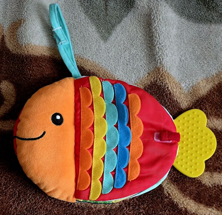 Дитячі іграшки для малюків