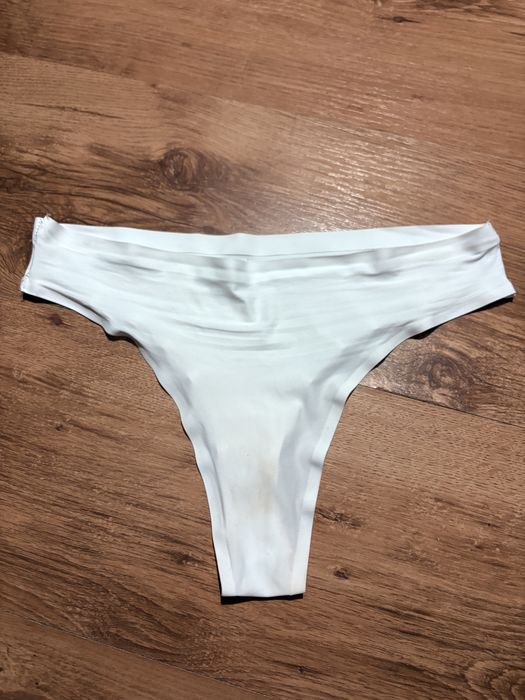 Stringi figi damskie rozmiar S 2 sztuki