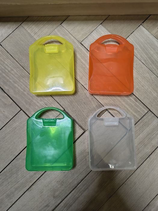 Mini mała apteczka pojemnik na plastry leki do torebki na wyjazd