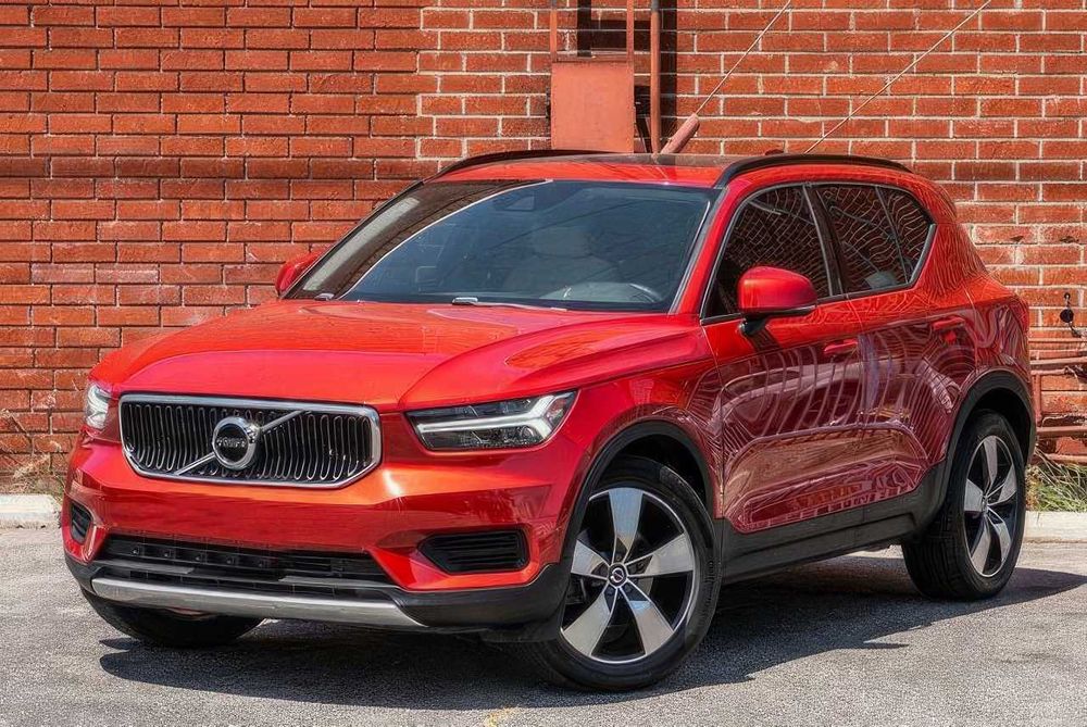 Volvo XC40 T5 Momentum      2019