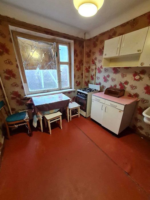 Продам 2 кімн. квартиру на Молодіжному. 4/9 блоч. 26500