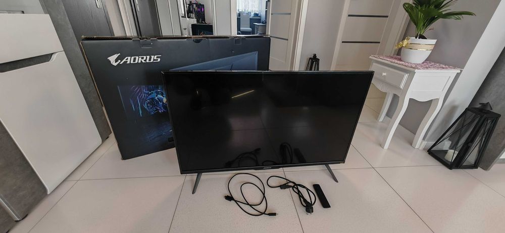 Monitor GIGABYTE Aorus FV43U 43" 3840x2160px 144 Hz 1 ms