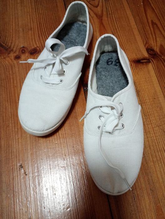 Tenisówki damskie białe 39 -40