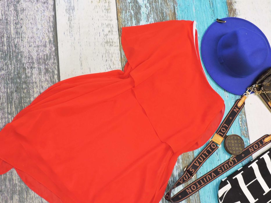 Swing Piękna czerwona sukienka jedno ramię  M