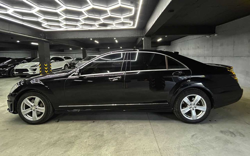Mercedes-Benz S 550 2008