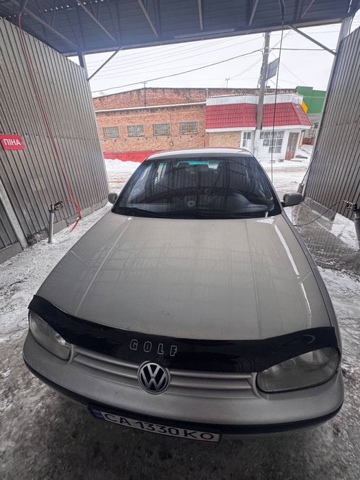 Продам Golf 4 1.6