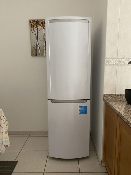 Frigorifico Combinado Indesit Prime
