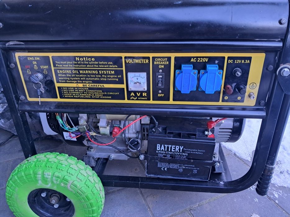 генератор 5-5.5  . Потужність 5.5-5кв