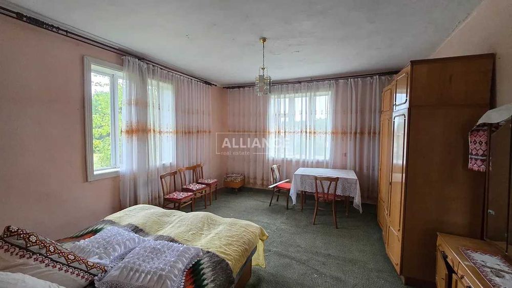 Продам будинок з земельною ділянкою 25 сот під Будівництво
