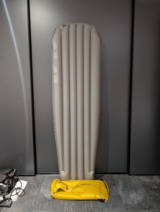 Widesea 8 R Value / 600г / 20D nylon / ультралегкий матрас