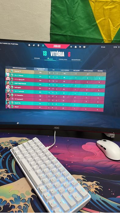 Teclado gamer mecânico 60%