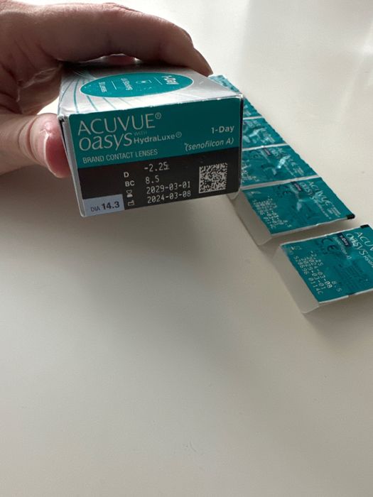 Acuvue oasys soczewki kontaktowe -2,25
