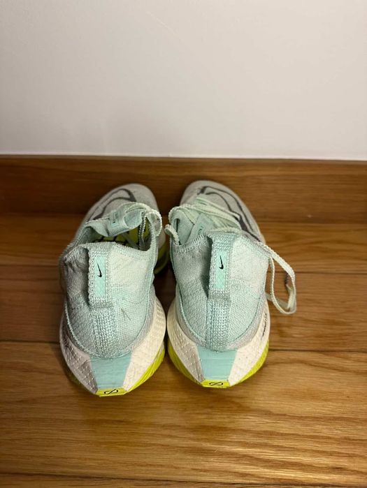Vendo sapatilhas zoom alphafly 2