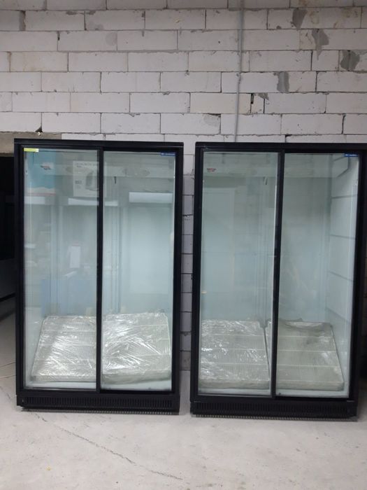 Холодильна витрина холодильна шафа