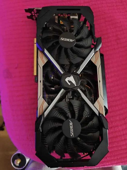 Lote de Componentes PC: GTX 1080 Ti, i7-7820X e Board X299