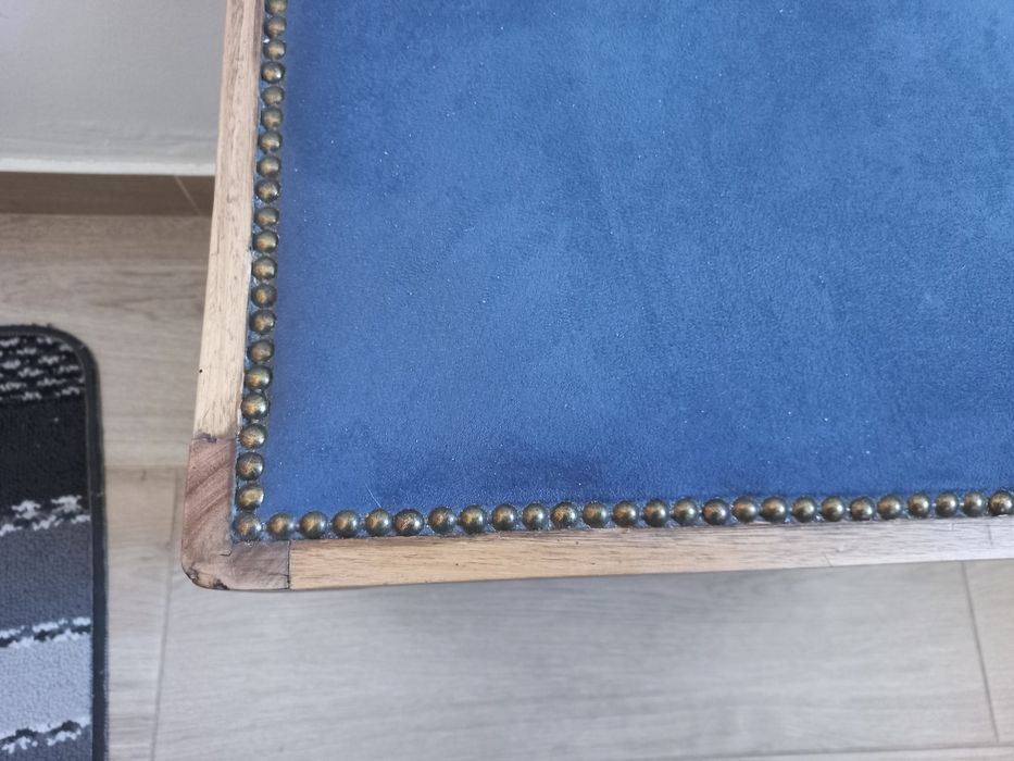 Banqueta completamente restaurada