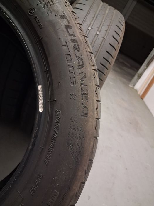 4 pneus Bridgestone Turanza 205/60/17 usados