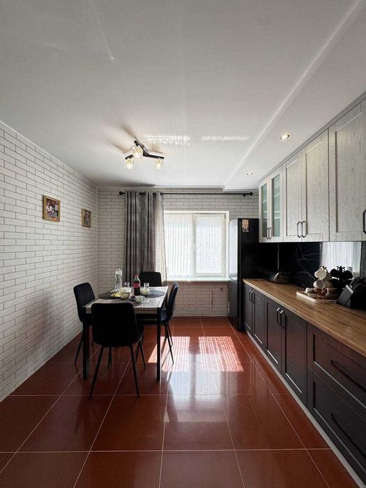 Затишний 2 поверховий будинок з ремонтом с. Нижнів, Тлумацький район