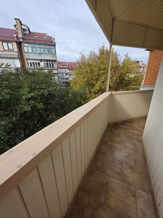 4 кімн.квартира недалеко Парк після Ремонту