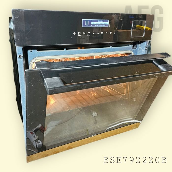 AEG BSE792220B – Piekarnik parowy SteamBoost – POWYSTAWOWY sklep 10tys