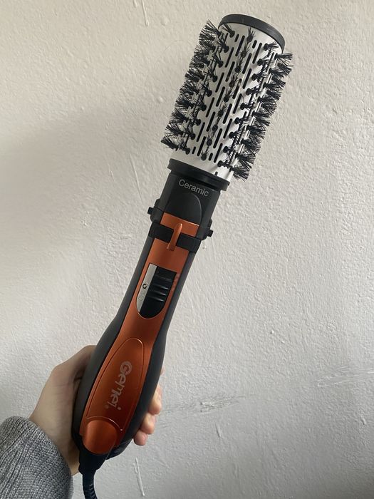 Стайлер Фен-Щітка з обертанням Gemei Gm-4828