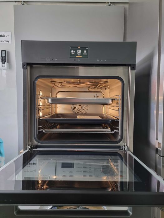 Zestaw AGD Miele. Piekarnik 2w1 DGC, mikrofalówka DGM, szuflada EVS