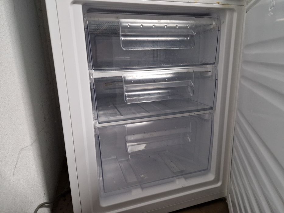 Frigorífico Combinado KUNFT KC3120 WH