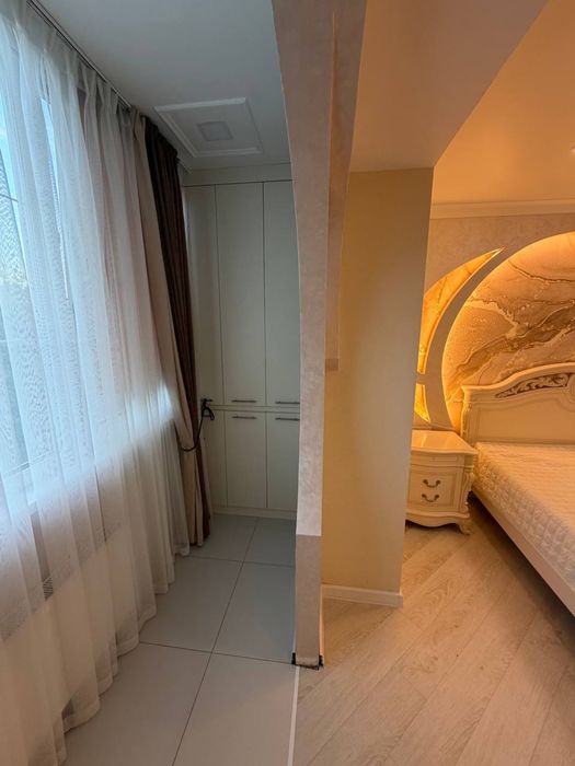 Продається простора квартира — 87 м²