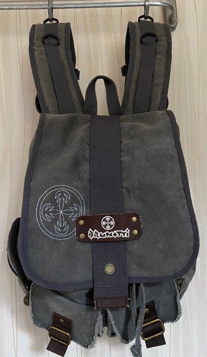 Фирменный рюкзак BRUNOTTI, 40 на 35 см