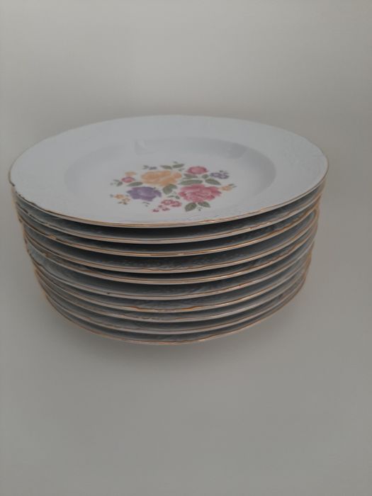 10 Pratos de Porcelana Batalha