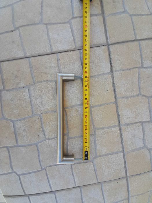 Puxador em inox para armario424397290918400004
