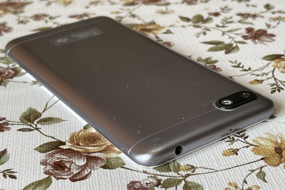 Продам Xiaomi 6а, 2/16, андроид 8