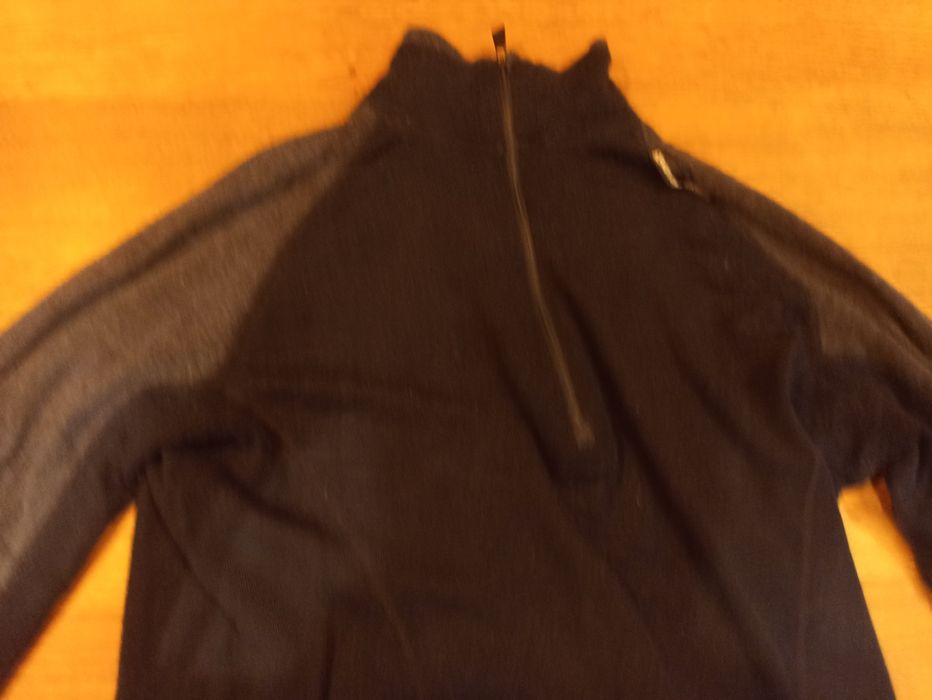 Granatowa bluza 100% merino ze stójka