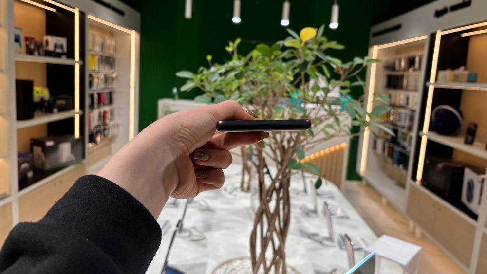 Магазин Google Pixel 7 8/128GB Obsidian/Lemongrass Гарантія Trade In