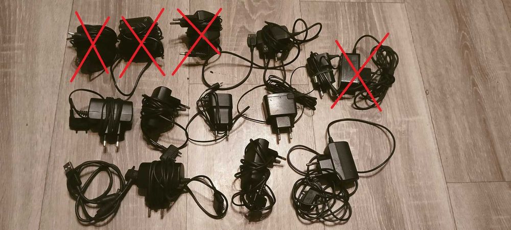 Зарядное устройство, для Nokia, Siemens, Sony Ericsson.